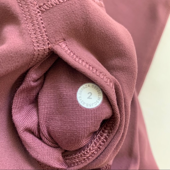 SOLD✖️Lululemon Plumful Align HR Pant 25” 2 - Picture 4 of 8